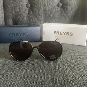 Fryers Shay aviator sunglasses. New in box